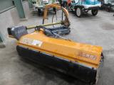 FERRI 草刈機 写真