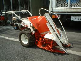 ヤンマー バインダー 写真