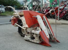 クボタ バインダー 写真