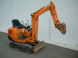 日立 バックホー 写真