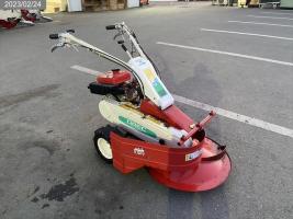 オーレック 草刈機 写真