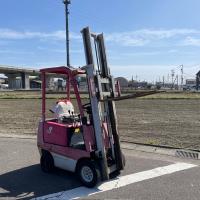 トヨタ フォークリフト 写真
