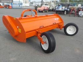 KUHN 草刈機 写真