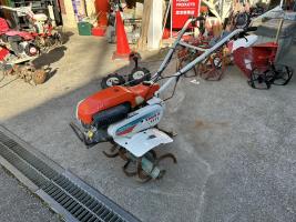 クボタ 耕運機 写真