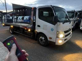 日野 セルフローダー 積載車 写真