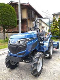 イセキ トラクター 写真
