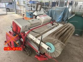 ニシザワ 加工用野菜収穫機 写真