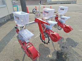 アグリテクノ 播種機(枝豆用) 写真