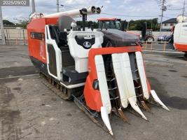 クボタ コンバイン 写真