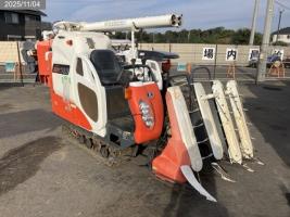 クボタ コンバイン 写真