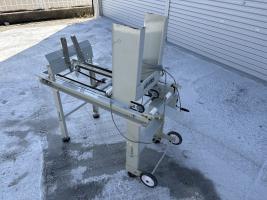 コンマ 苗箱供給機 写真