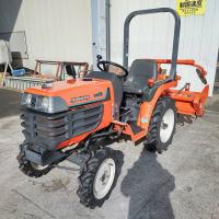 クボタ トラクター 写真