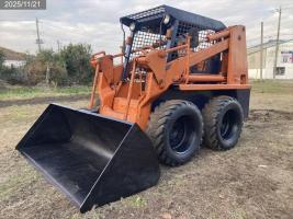 トヨタ ホイルローダー 写真