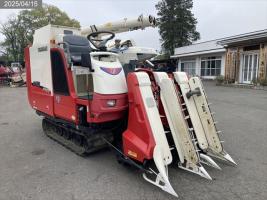 ヤンマー コンバイン 写真