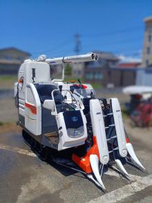 クボタ コンバイン 写真