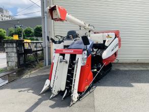 ヤンマー コンバイン 写真