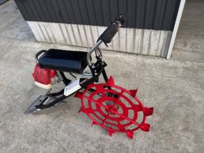 共立 溝切機 写真