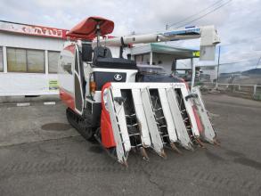 クボタ コンバイン 写真