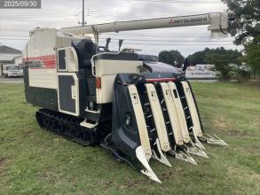 ミツビシ コンバイン 写真