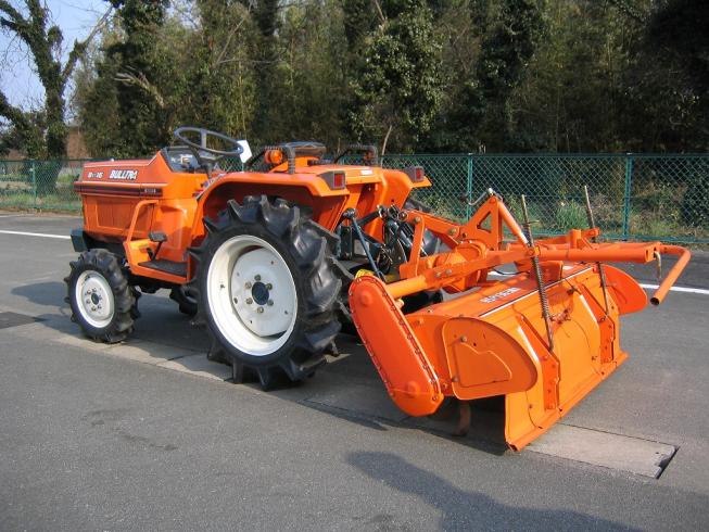 トラクター B1-14 写真２