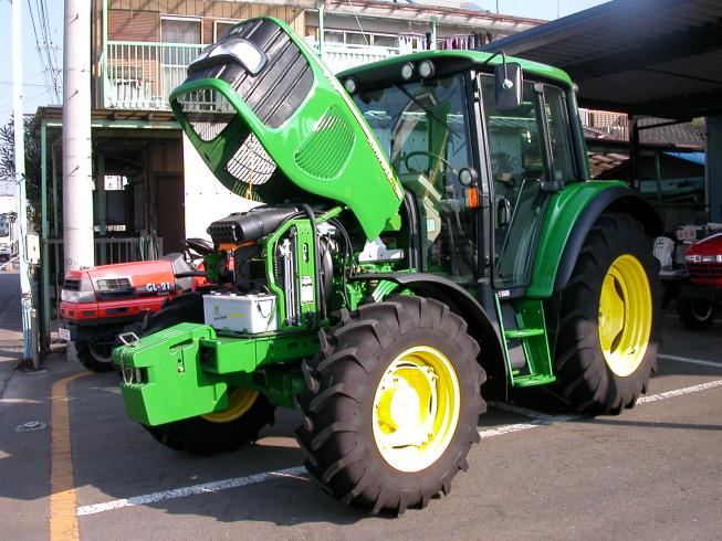 トラクター ＪＤ-6120ＰＣＦ 写真３