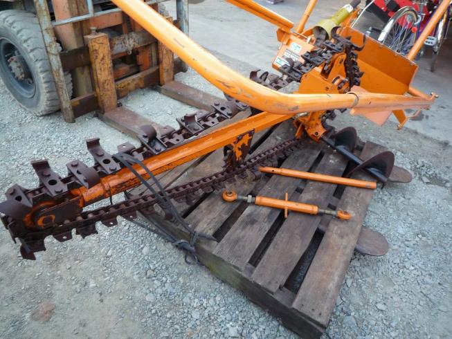 トレンチャー TTS-43 FR-6 写真４