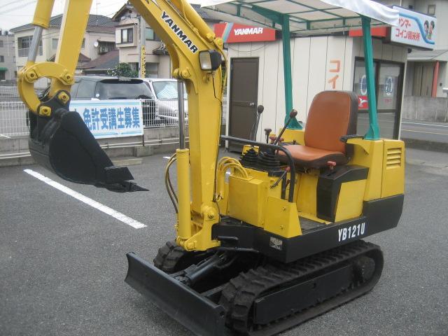 バックホー YB121-2 写真２