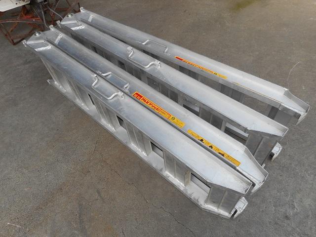 アルミブリッジ  NSBW300-30-1.5 写真３