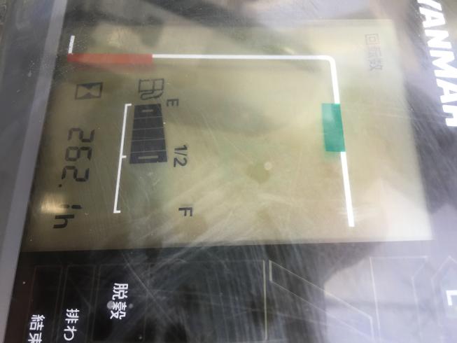 コンバイン GC222,HWLL  写真３