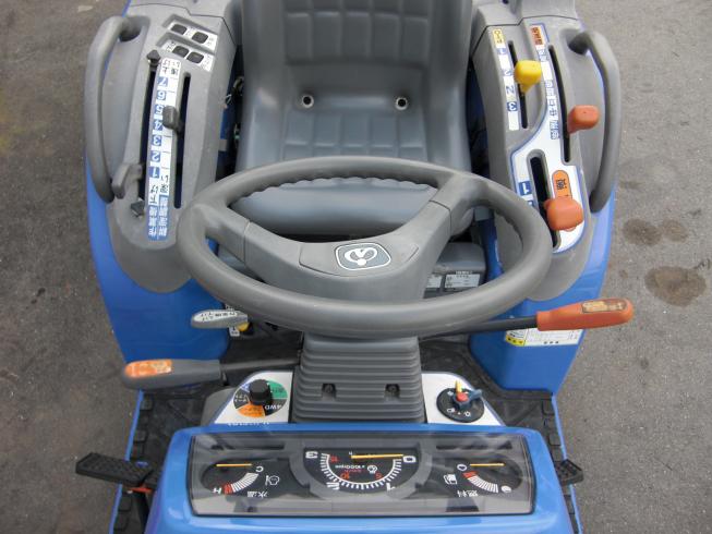 トラクター TM18-KXZA3V 写真２