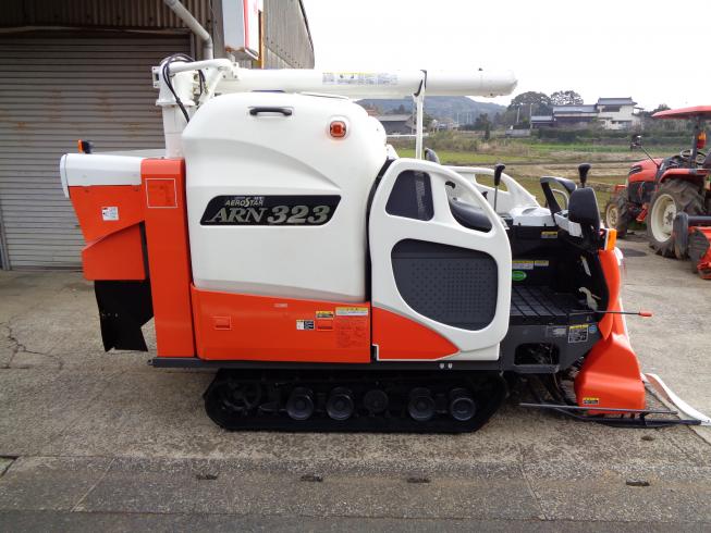 コンバイン ARN323GDXW 写真４