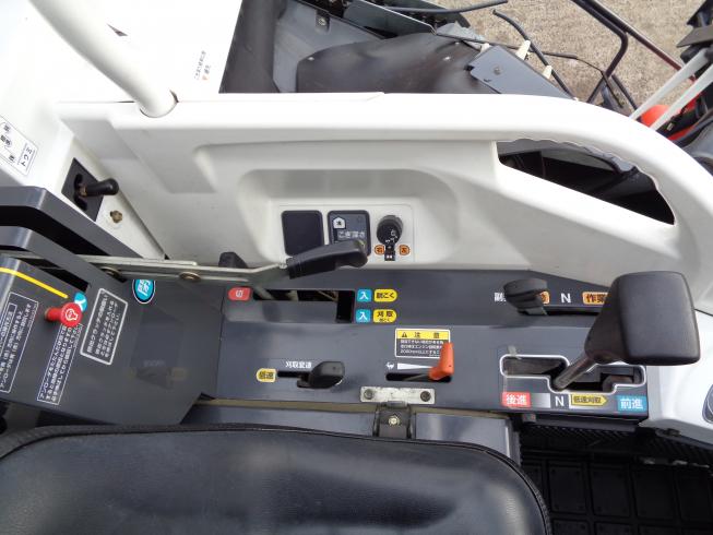 コンバイン ARN323GDXW 写真６