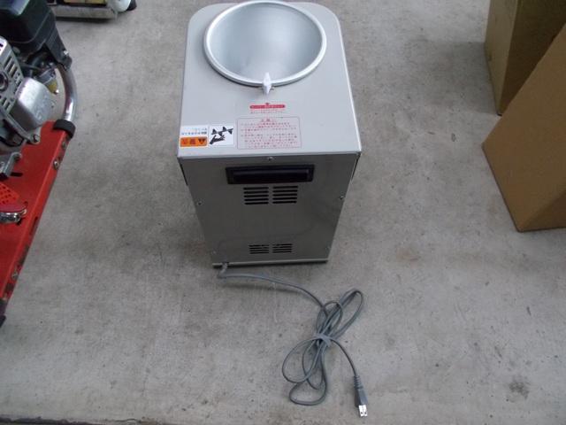 卓上製粉機 A-8 写真４