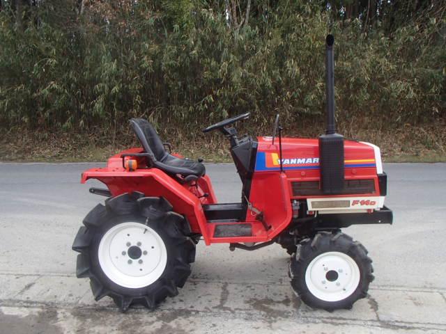 トラクター  F14D　新品ハンマーナイフモアMK125付   写真３