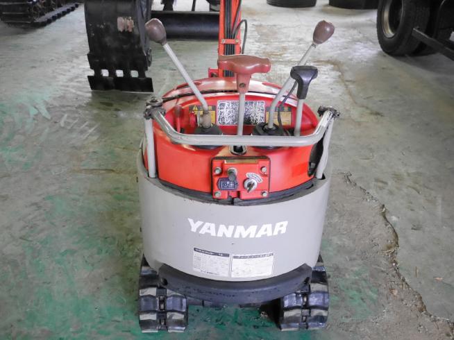 バックホー T3（てんとう虫） 写真４