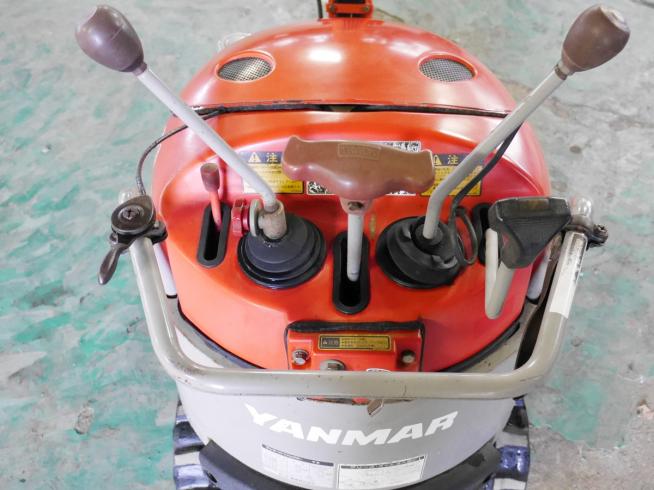 バックホー T3（てんとう虫） 写真５