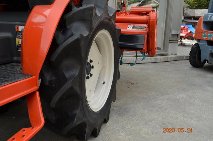 トラクター GB200FBMARF14B 写真６