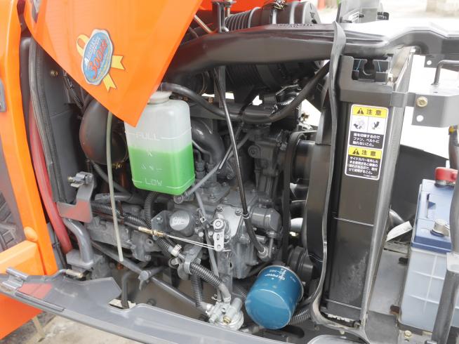 トラクター T240D 写真７