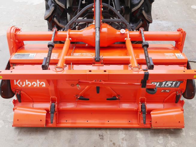 トラクター T240D 写真８