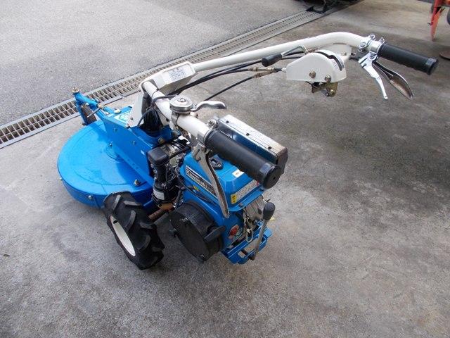 草刈機 AM61B 写真３