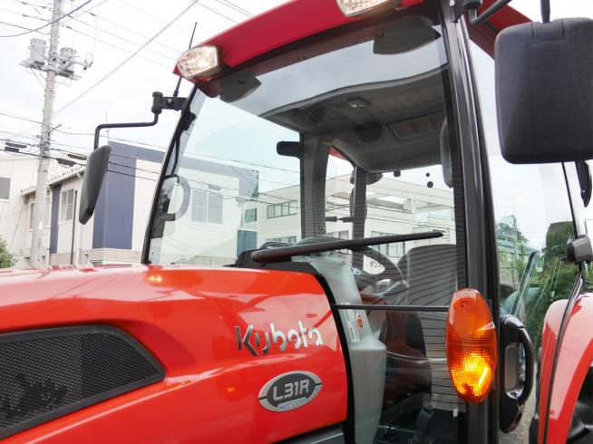 トラクター L31R Specia 写真２