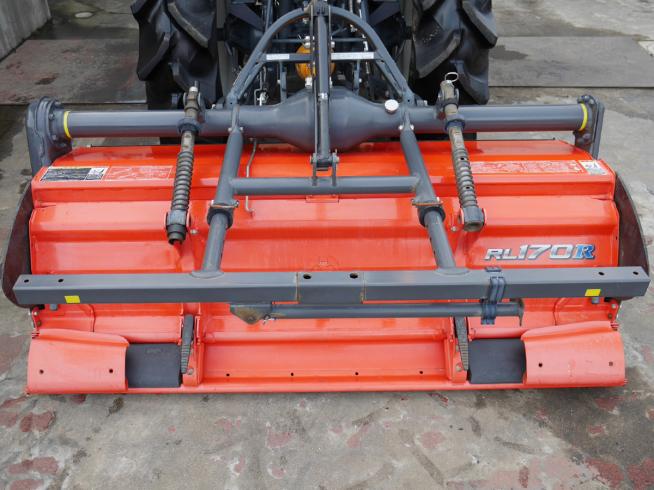 トラクター L31R Specia 写真７