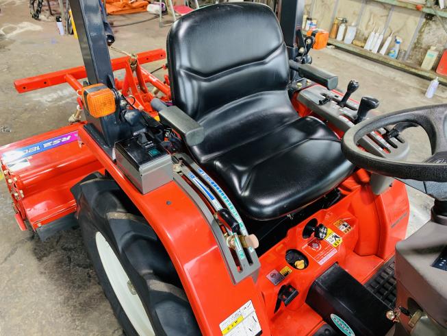 トラクター Ke-40 写真５