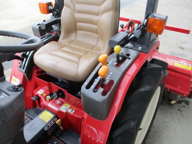 トラクター KE18 写真４