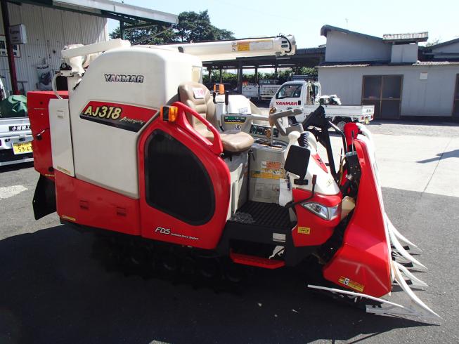 コンバイン AJ318-JLE 写真３