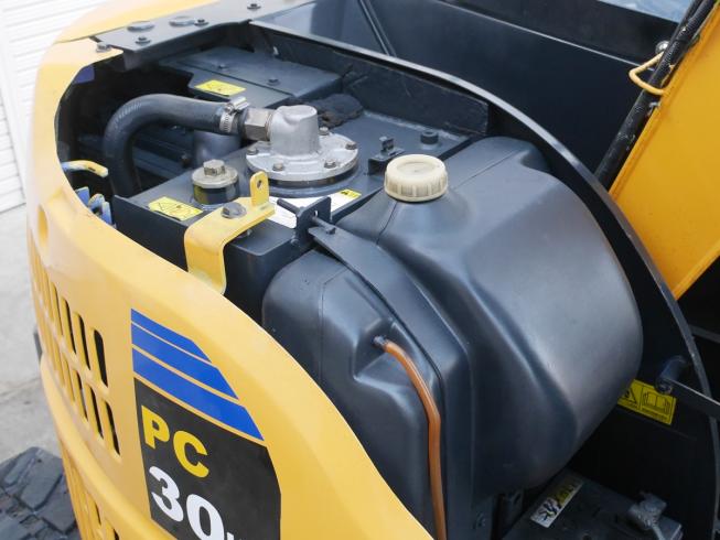 バックホー PC30UU-3 写真８