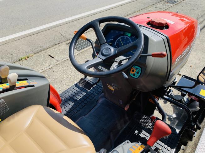 トラクター EF220 写真３