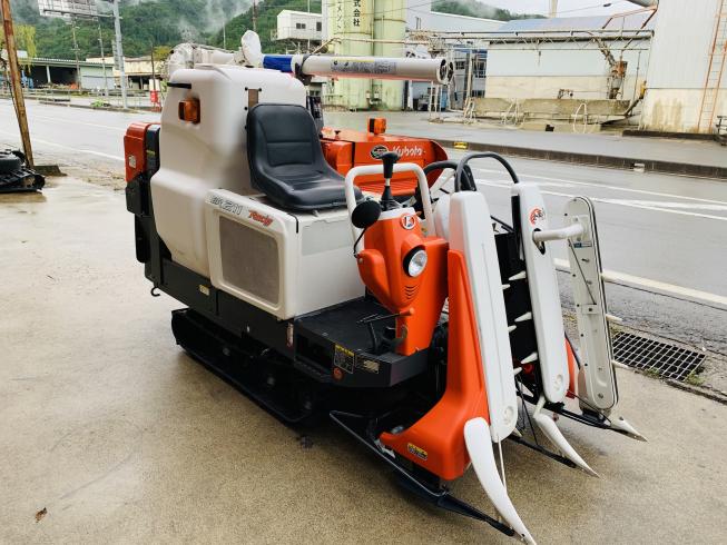 コンバイン ER211W 写真２