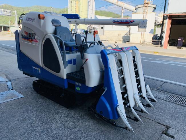 コンバイン HFC433G-ZKHWC 写真２