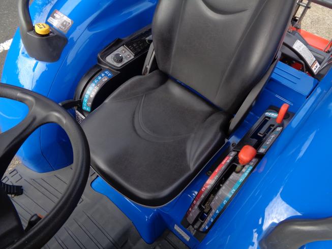 トラクター T2100KLⅡ 写真６